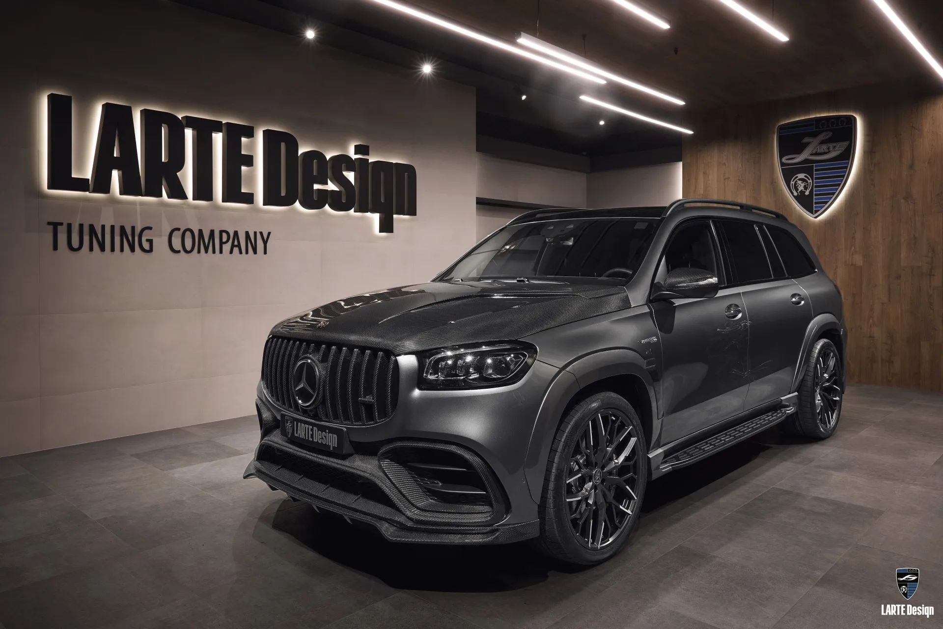 Кастомный обвес для Mercedes GLS AMG 63 от LARTE Design