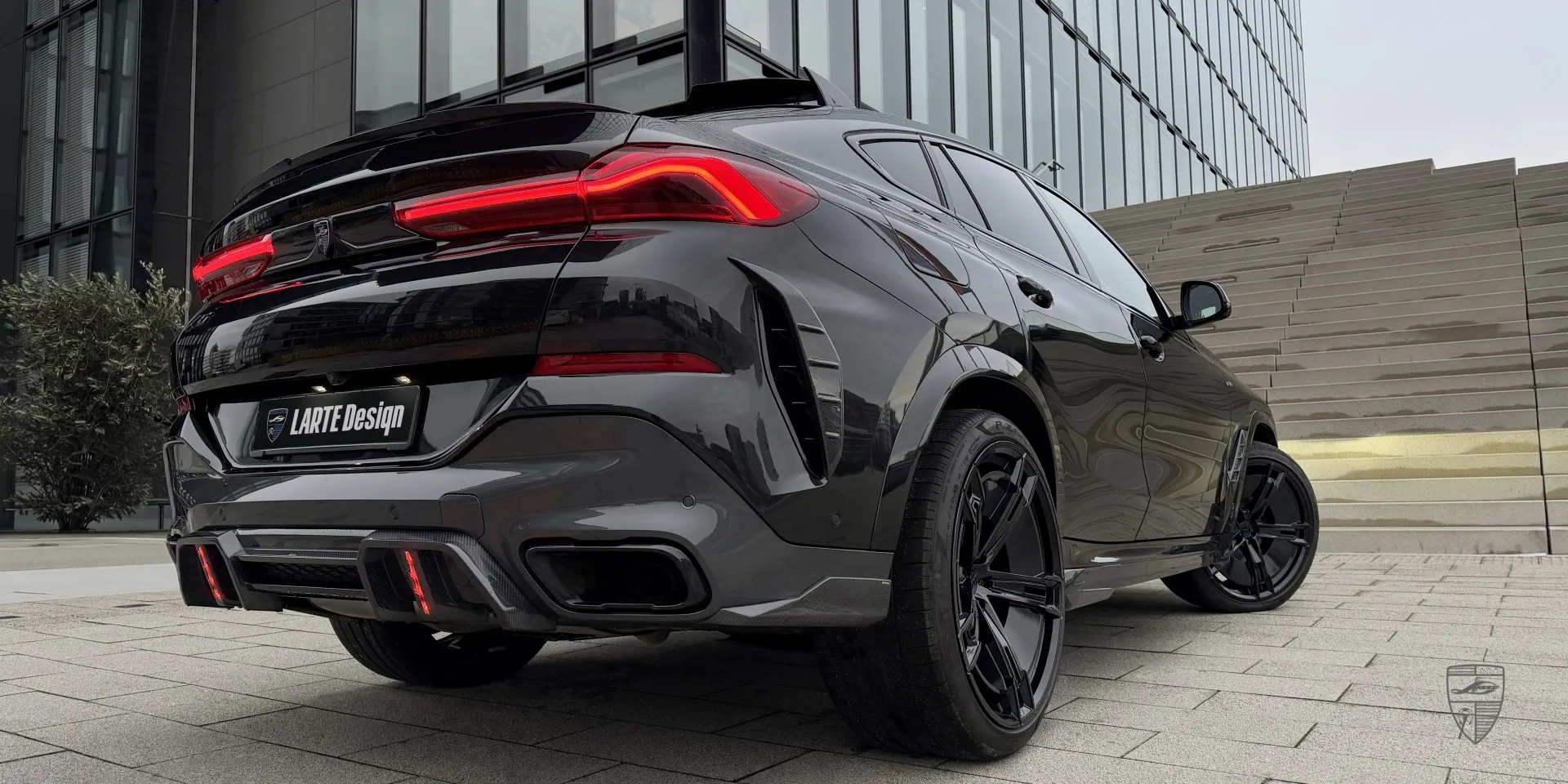 LARTE Performance X6 G06 — ограниченная серия с брутальным стилем