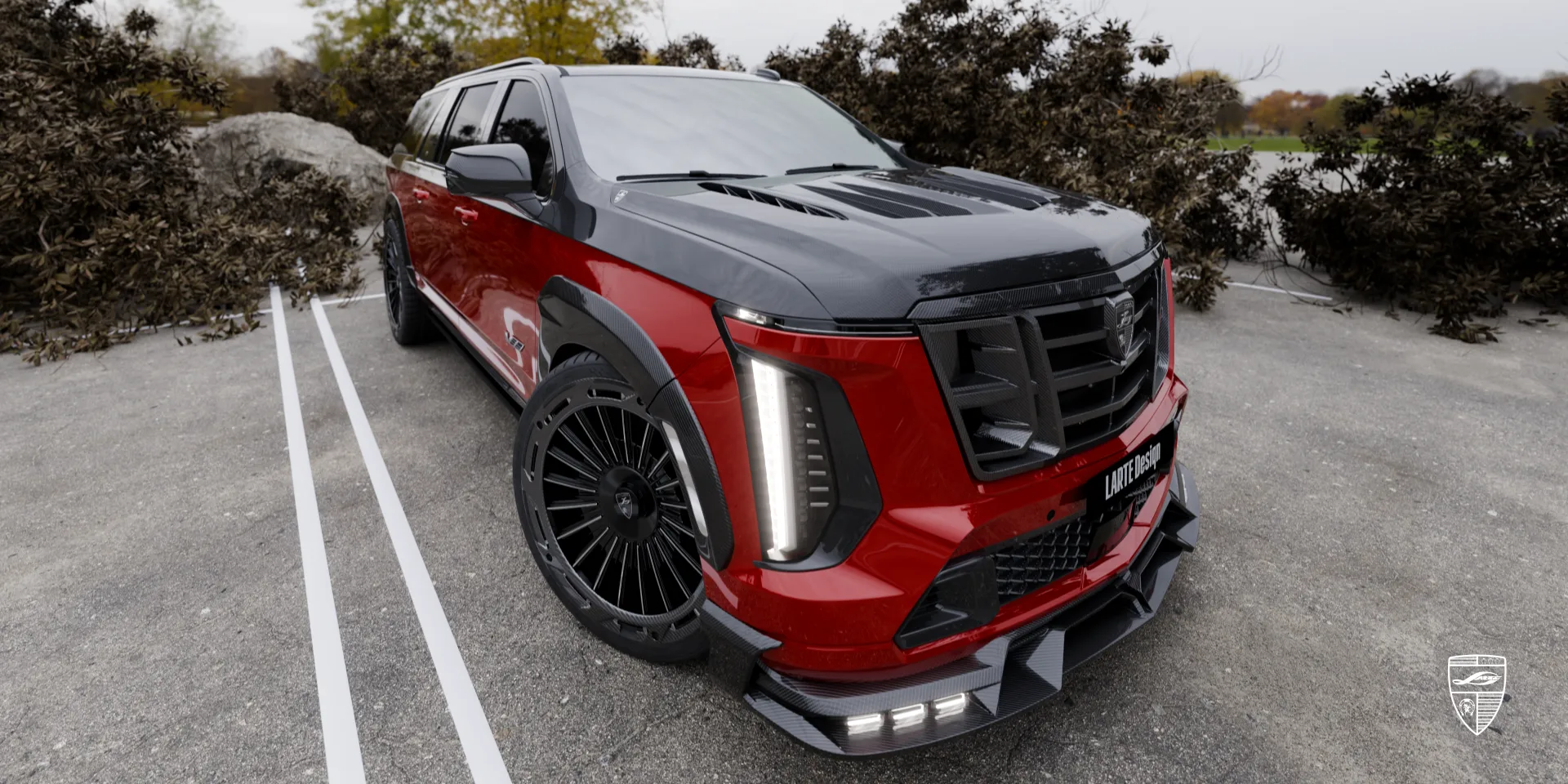 Передний вид Cadillac Escalade V Facelift с обвесом — подчёркивает агрессивный стиль