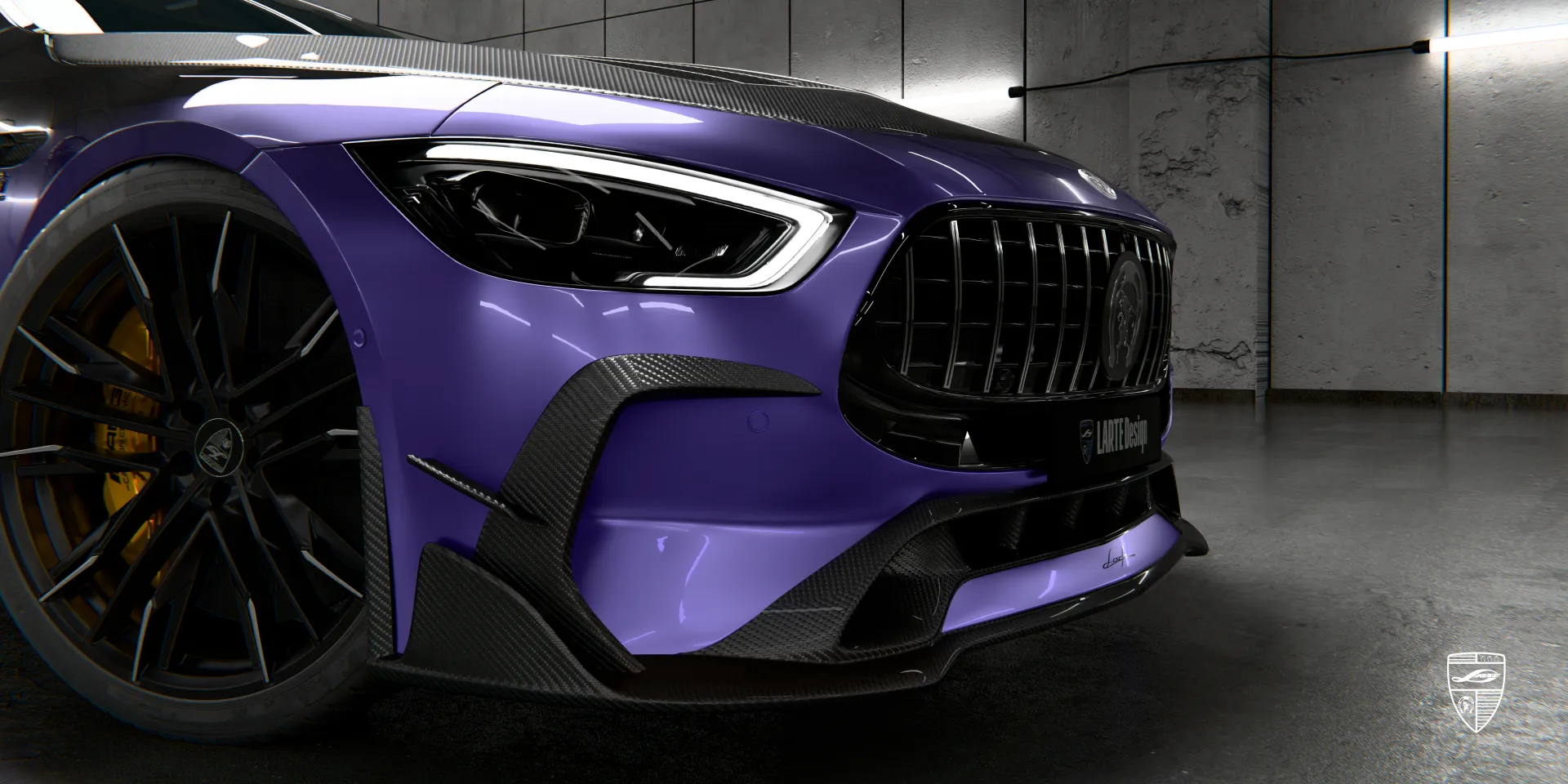 Сплиттер из dry‑карбона для Mercedes GT 63 Facelift повышает прижимную силу и стиль