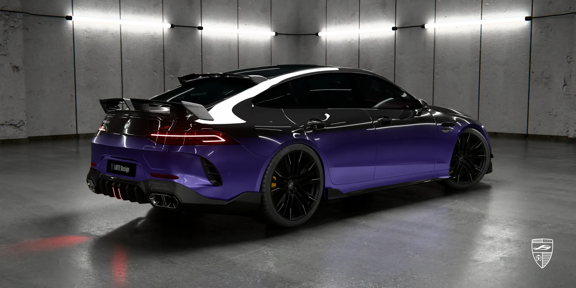 Обновлённый Mercedes GT AMG 63s в фиолетовом – агрессивный стиль и спортивный боди-кит