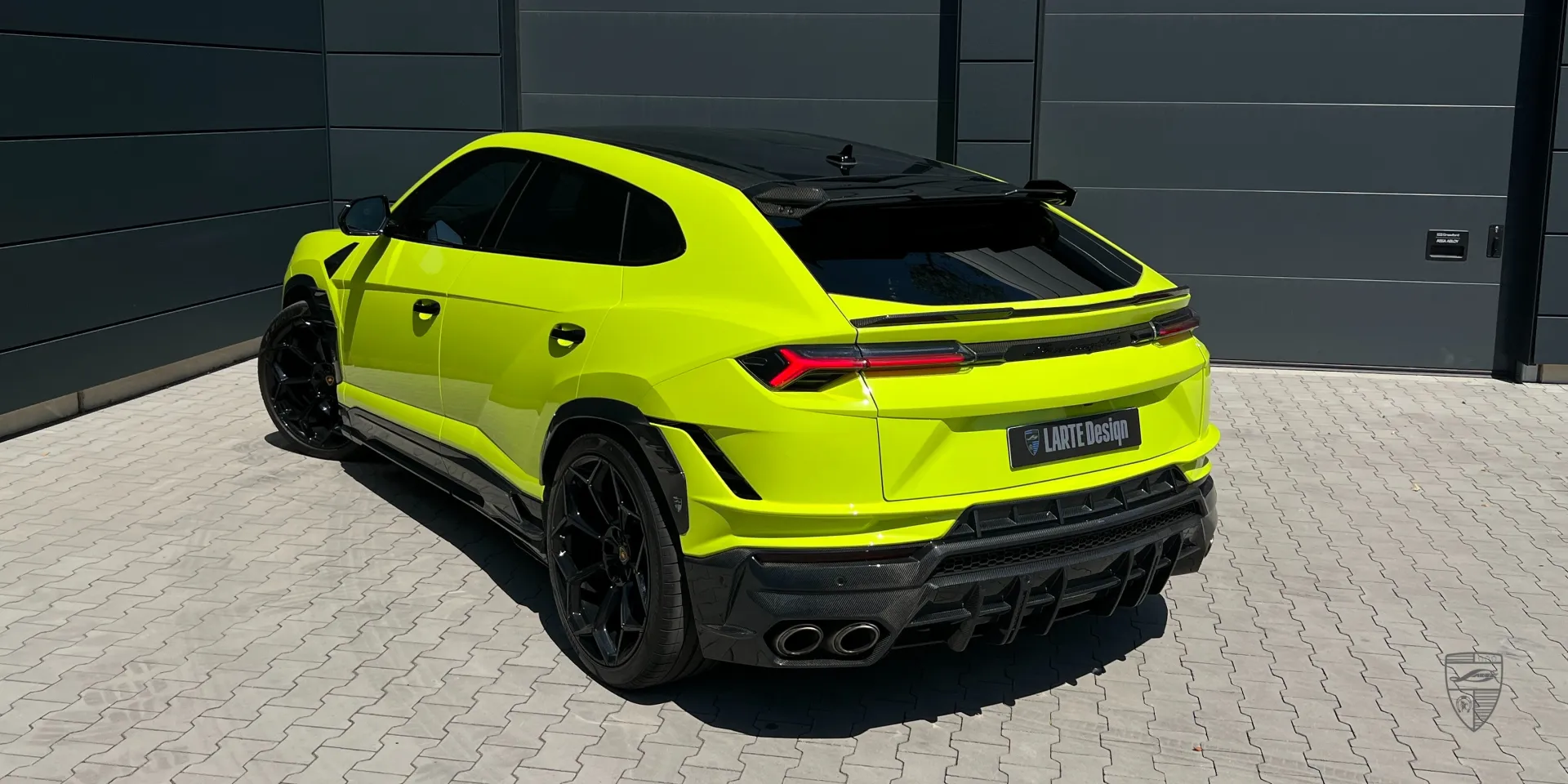 Widebody‑апгрейд жёлтого Urus Performante: увеличенная ширина и агрессивный профиль