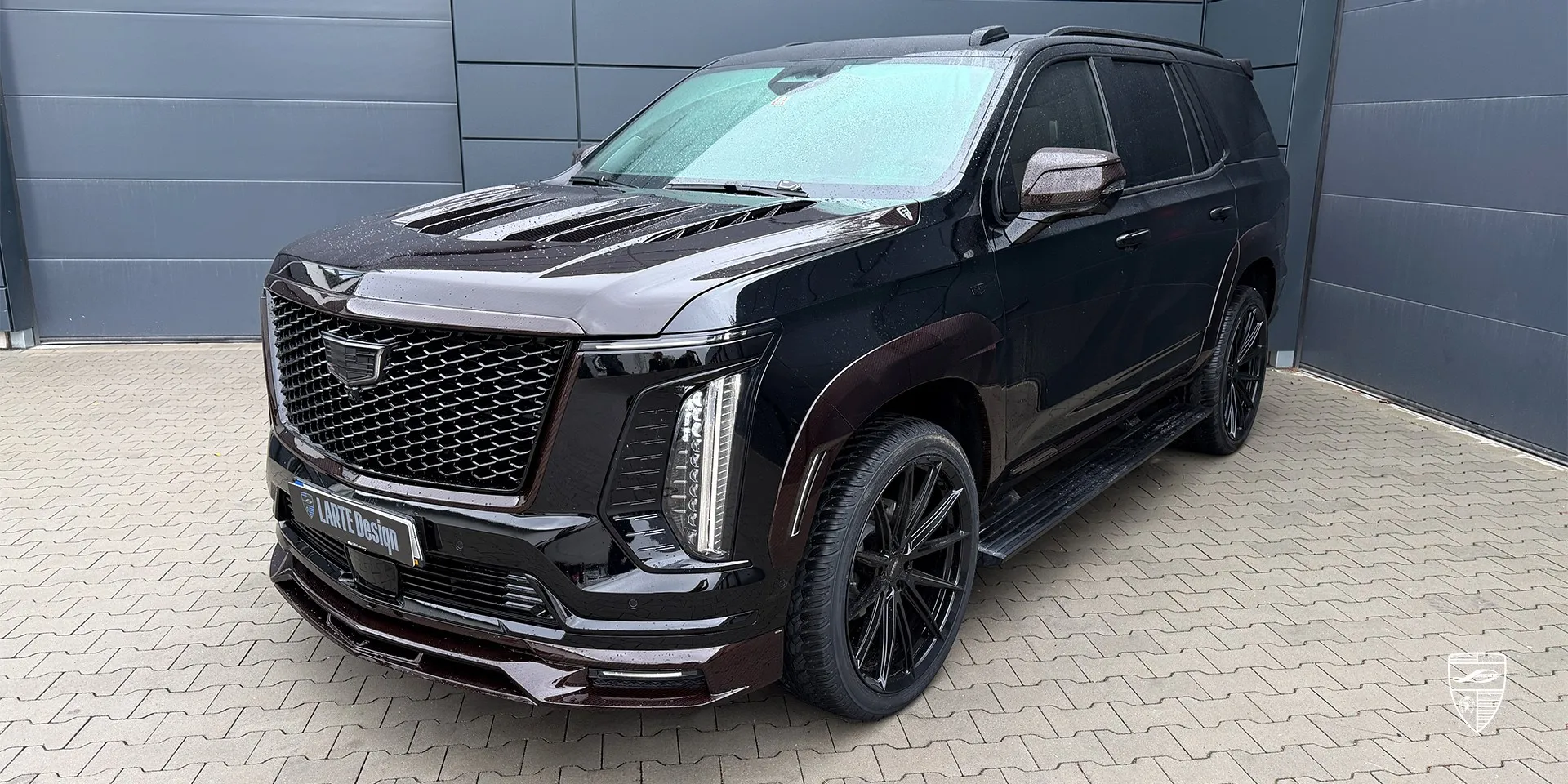 Обвес Cadillac Escalade Facelift: выразительные контуры и точная посадка