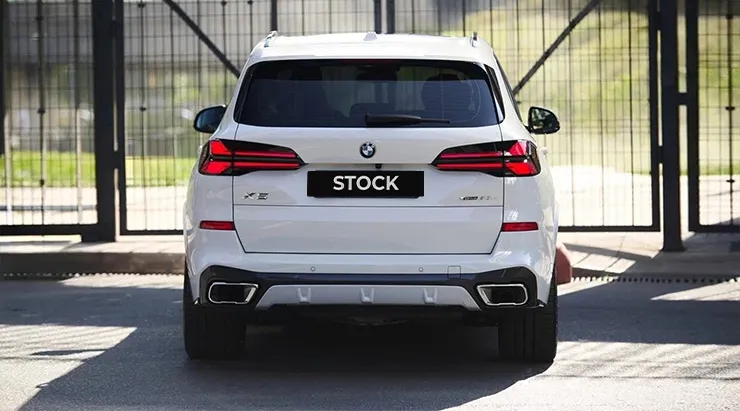 Задний профиль BMW X5 G05 LCI 2023 - 2026 с кастомным тюнингом