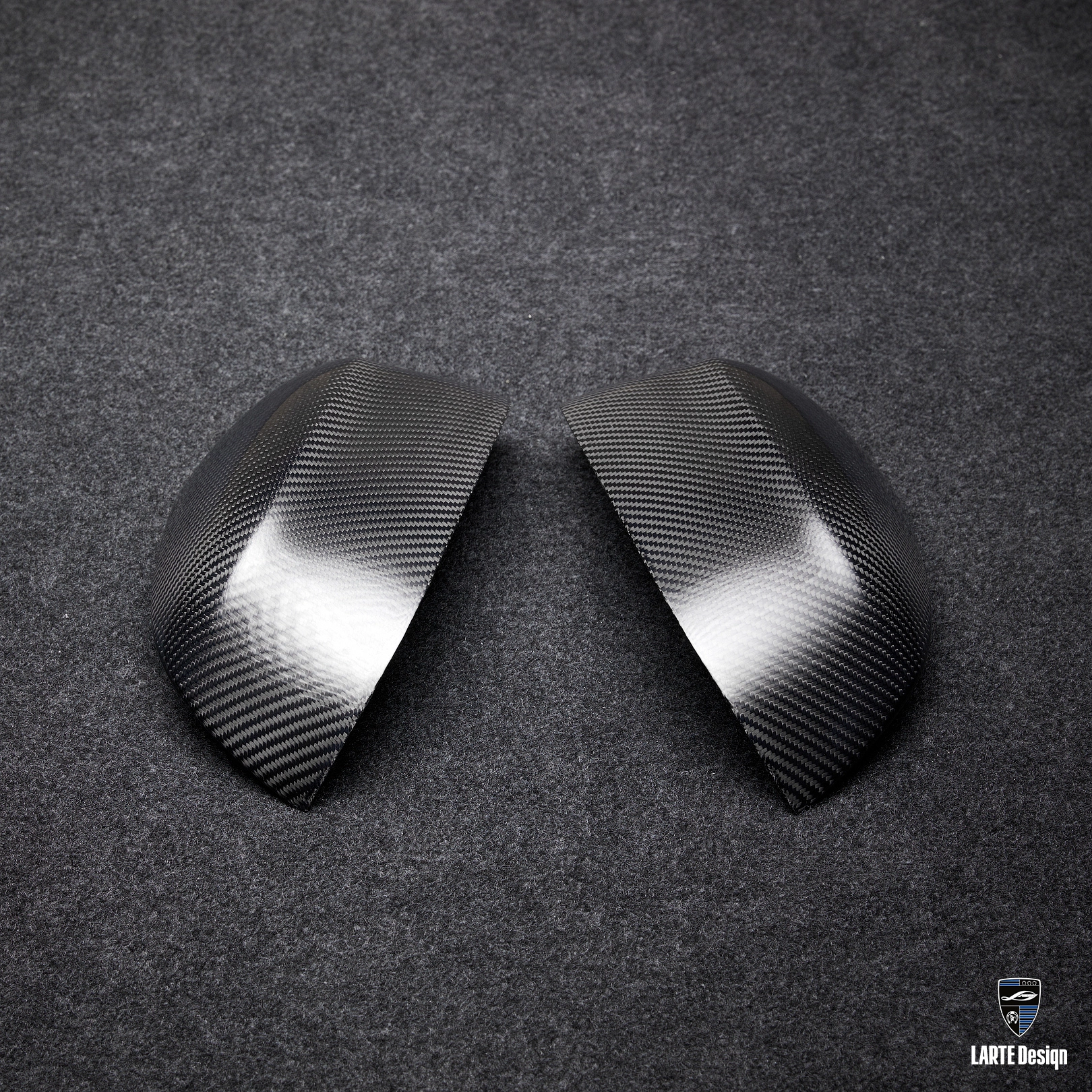 Купить карбоновые зеркала для BMW X5 G05 LCI Facelift с 2023 года выпуска