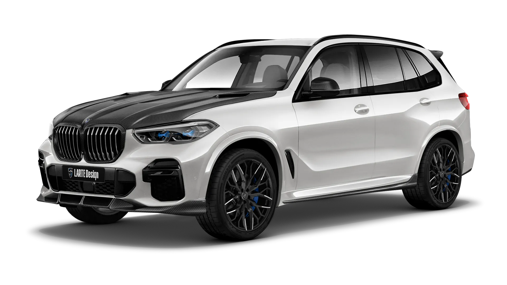 BMW X5 G05 2019 - 2023 в цвете Snow White с карбоновым обвесом
