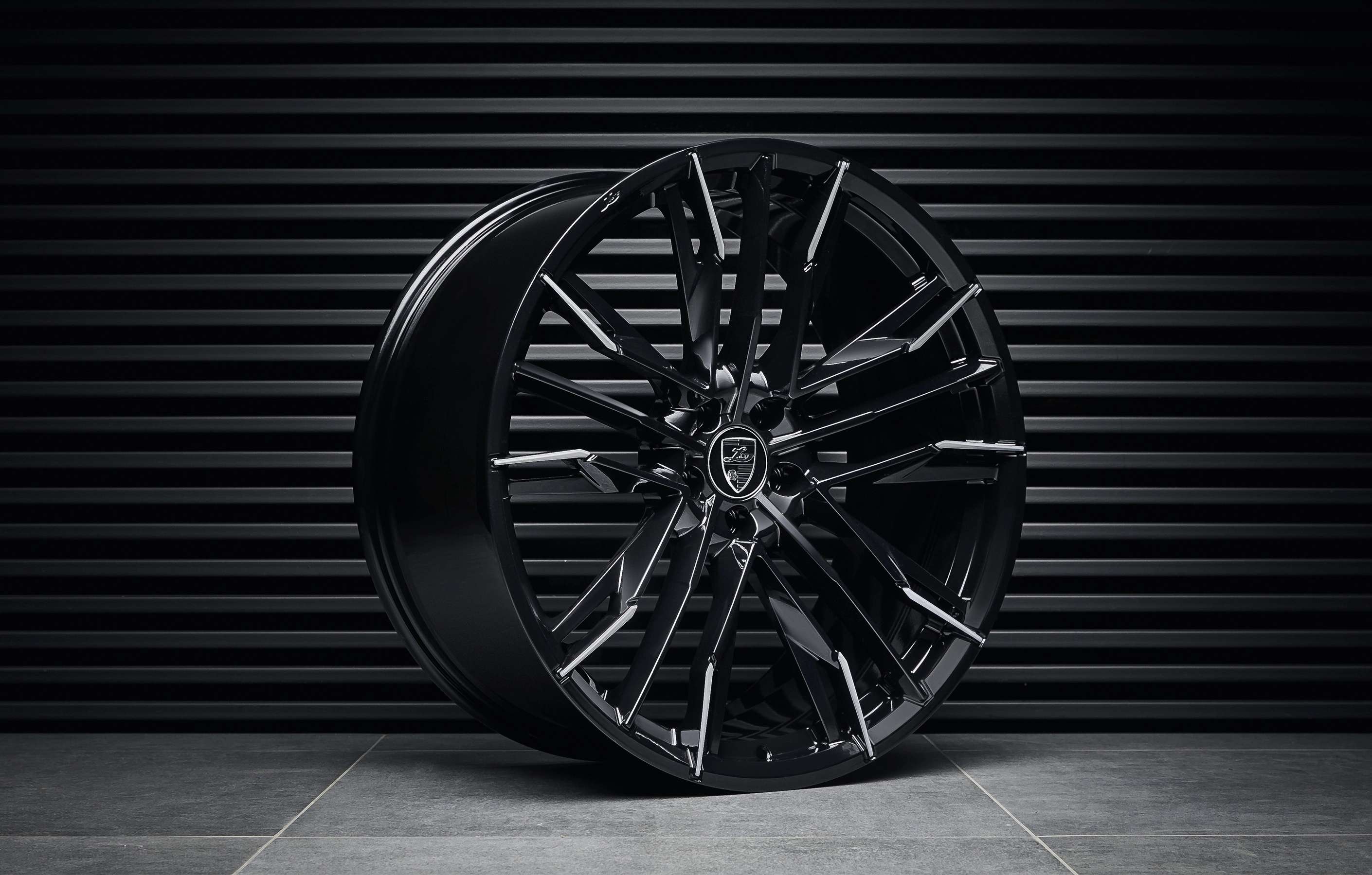 Кастомные кованые колеса для BMW X6 M Competition F96 TwinPower Turbo V-8