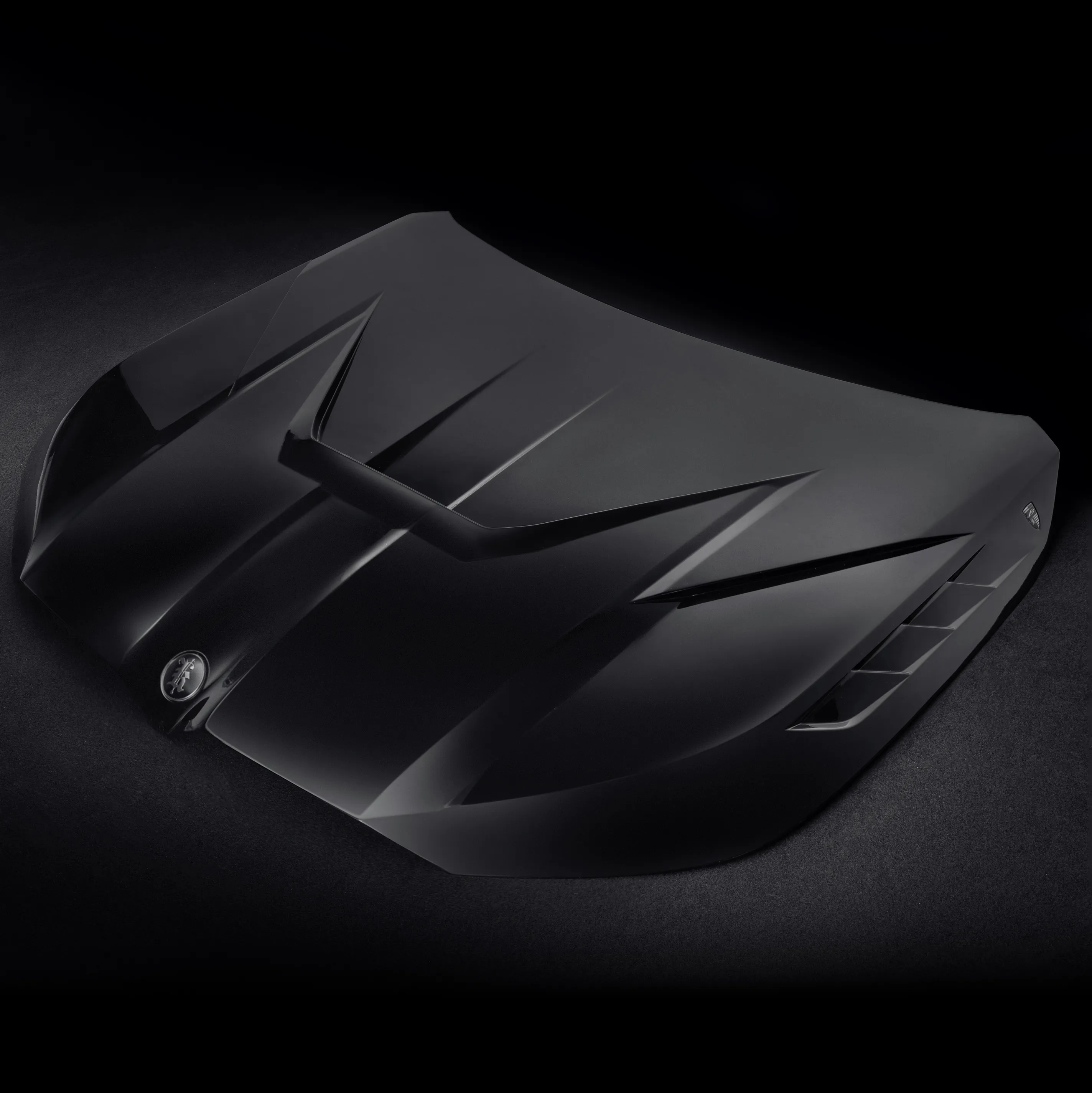 Капот для BMW XM: люксовый обвес от Larte Design