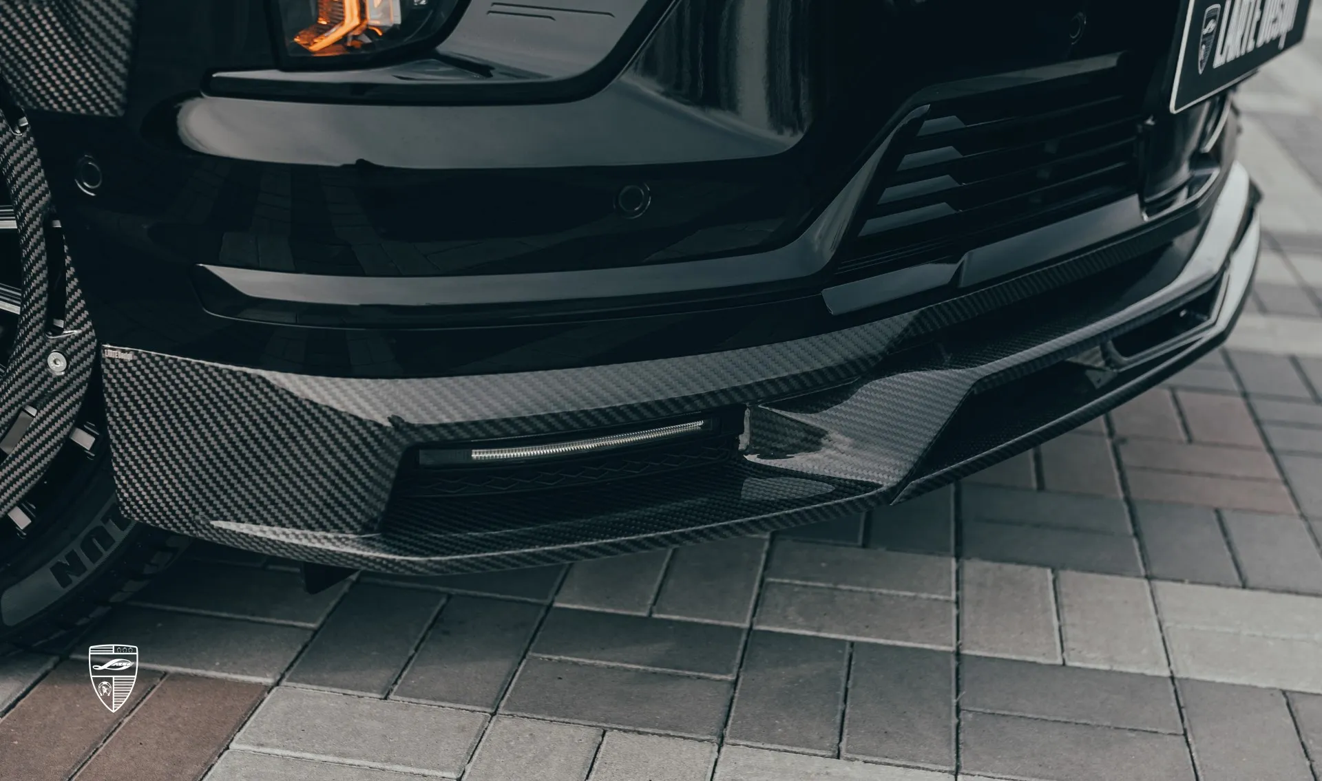 Обновление переднего бампера для авто класса люкс Cadillac Escalade 600 от LARTE Design