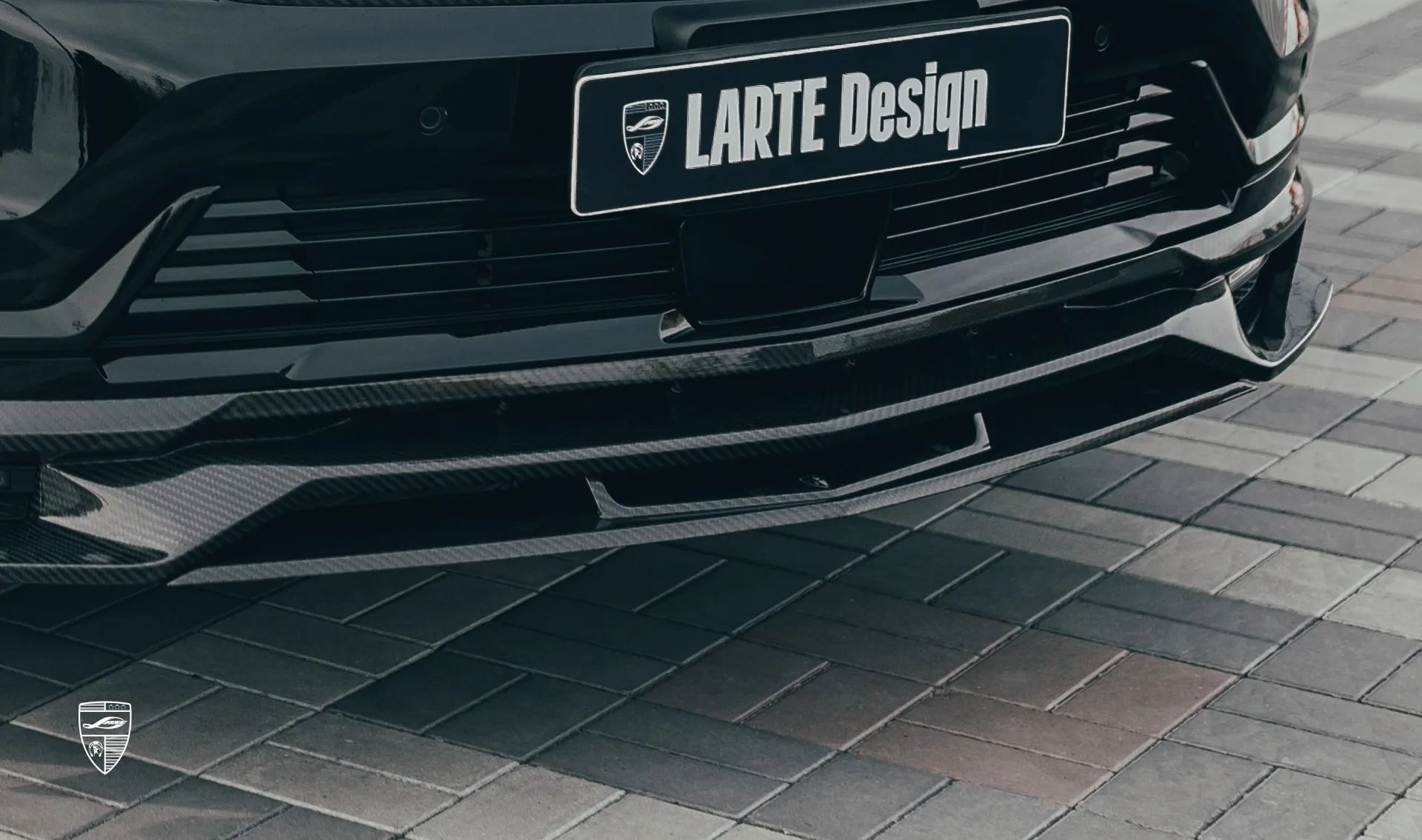 Карбоновый сплиттер переднего бампера в обвесе для Cadillac Escalade 600 от LARTE Design