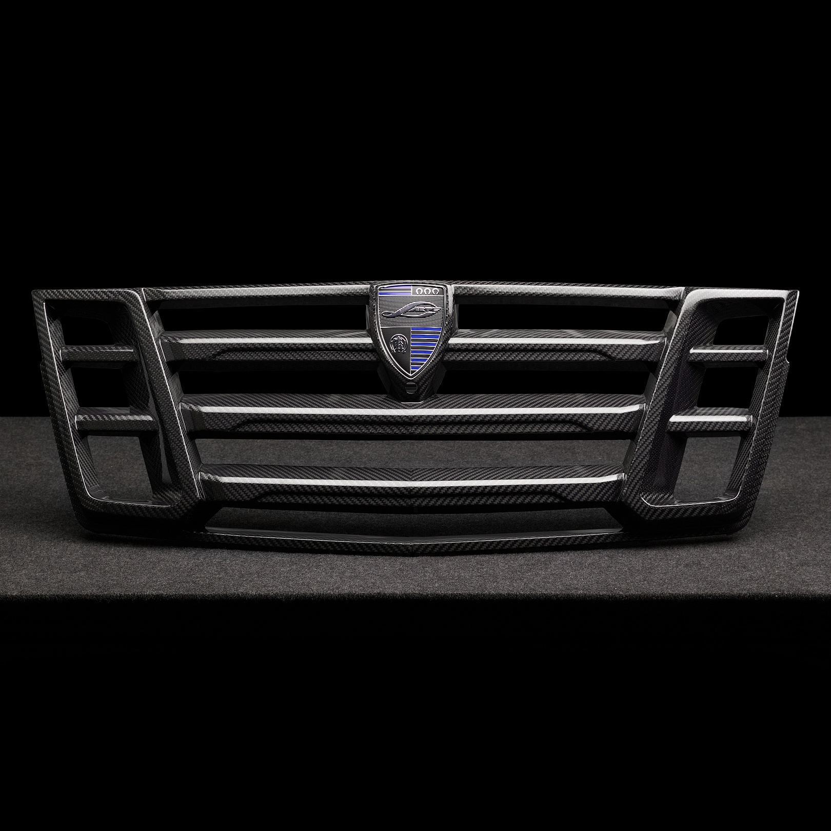 Решетка LARTE для  Cadillac Escalade 2023 