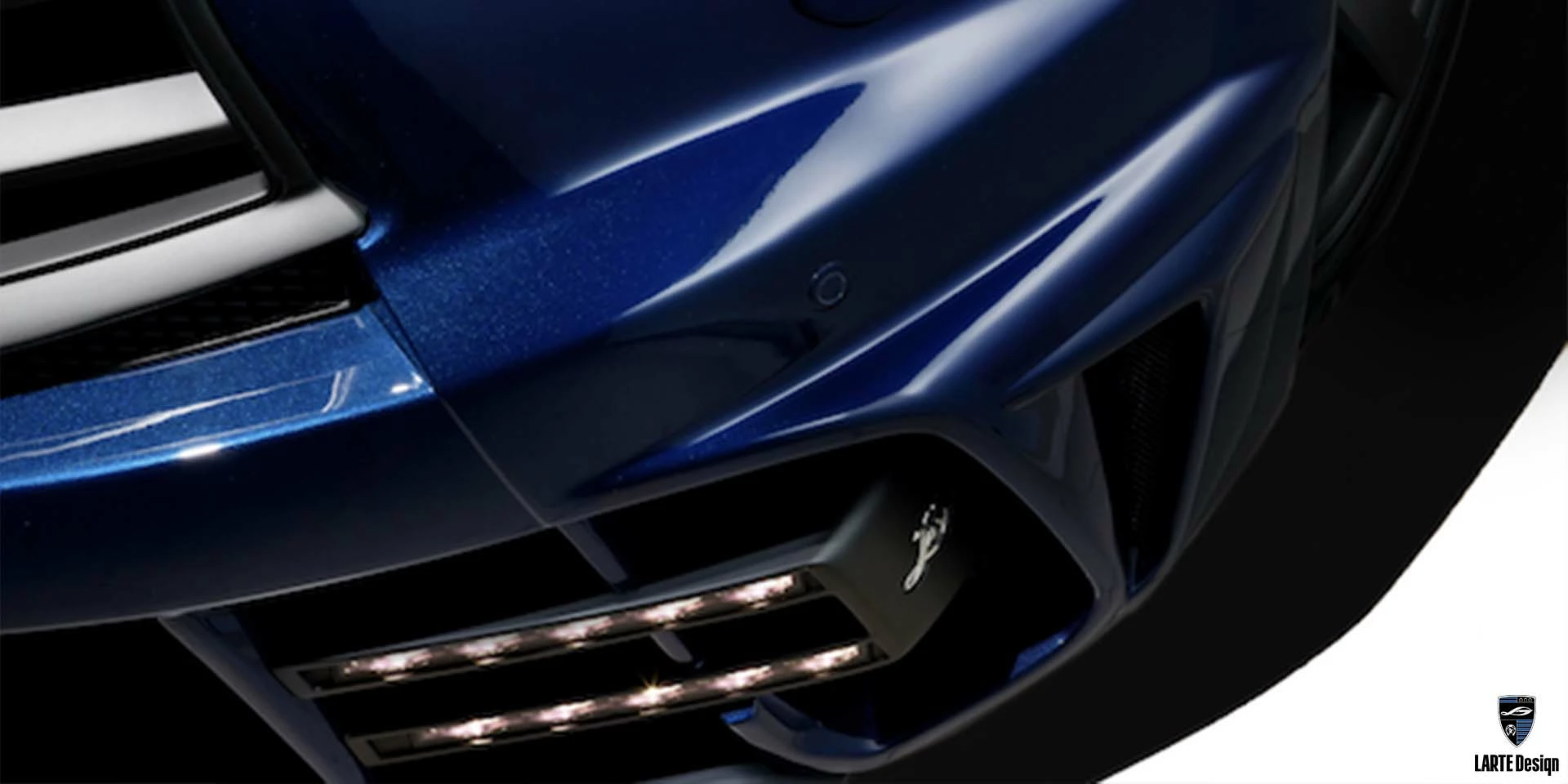 Приобретите глянцевую черную накладку для INFINITI QX70 luxury blue