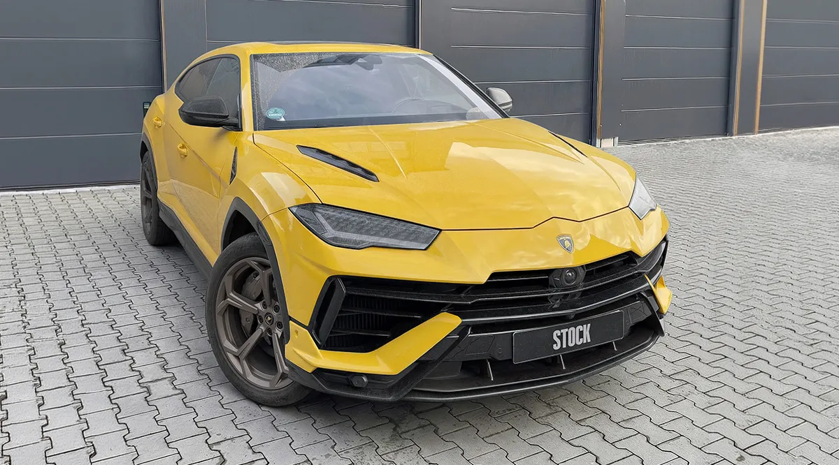 Агрессивный вид Lambo Urus с уникальным дизайном бампера и элитным рестайлингом SUV