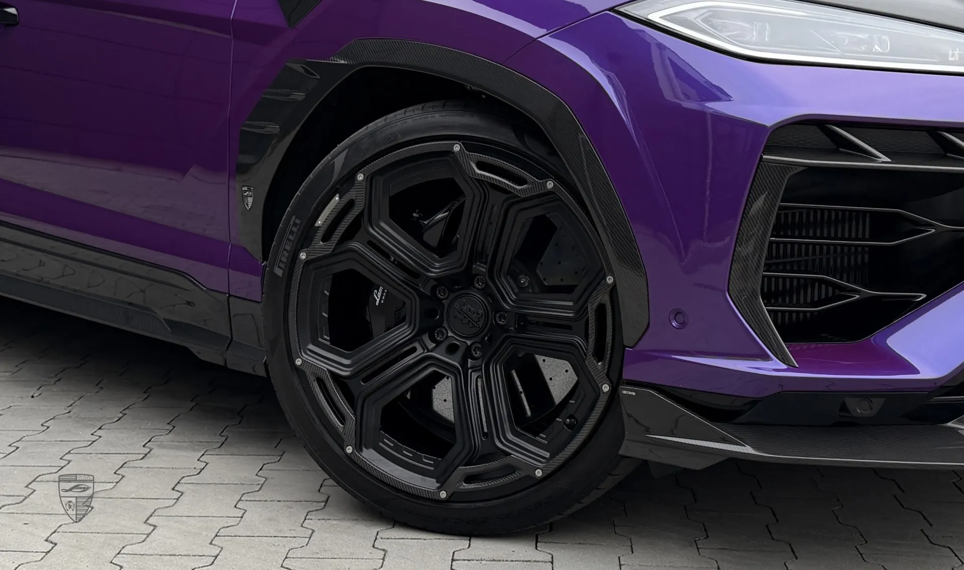 Кованые диски в кузовном комплекте для URUS SE от LARTE Design