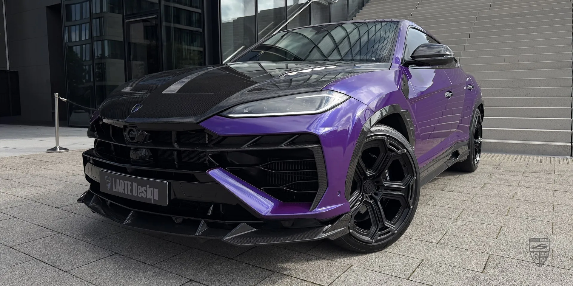 Обвес для Urus SE: кастомные дизайнерские элементы и эксклюзивные внешние улучшения