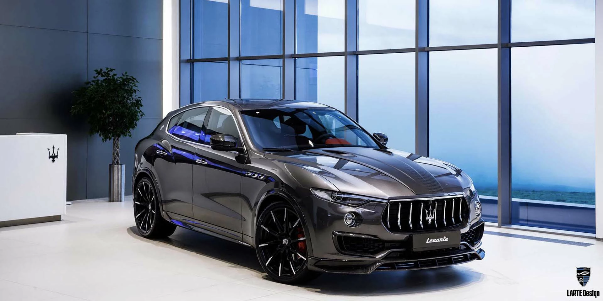 Купить обвес из углеродного волокна для Maserati Levante GT V 8 мощностью 580 л.с. Серый 2024