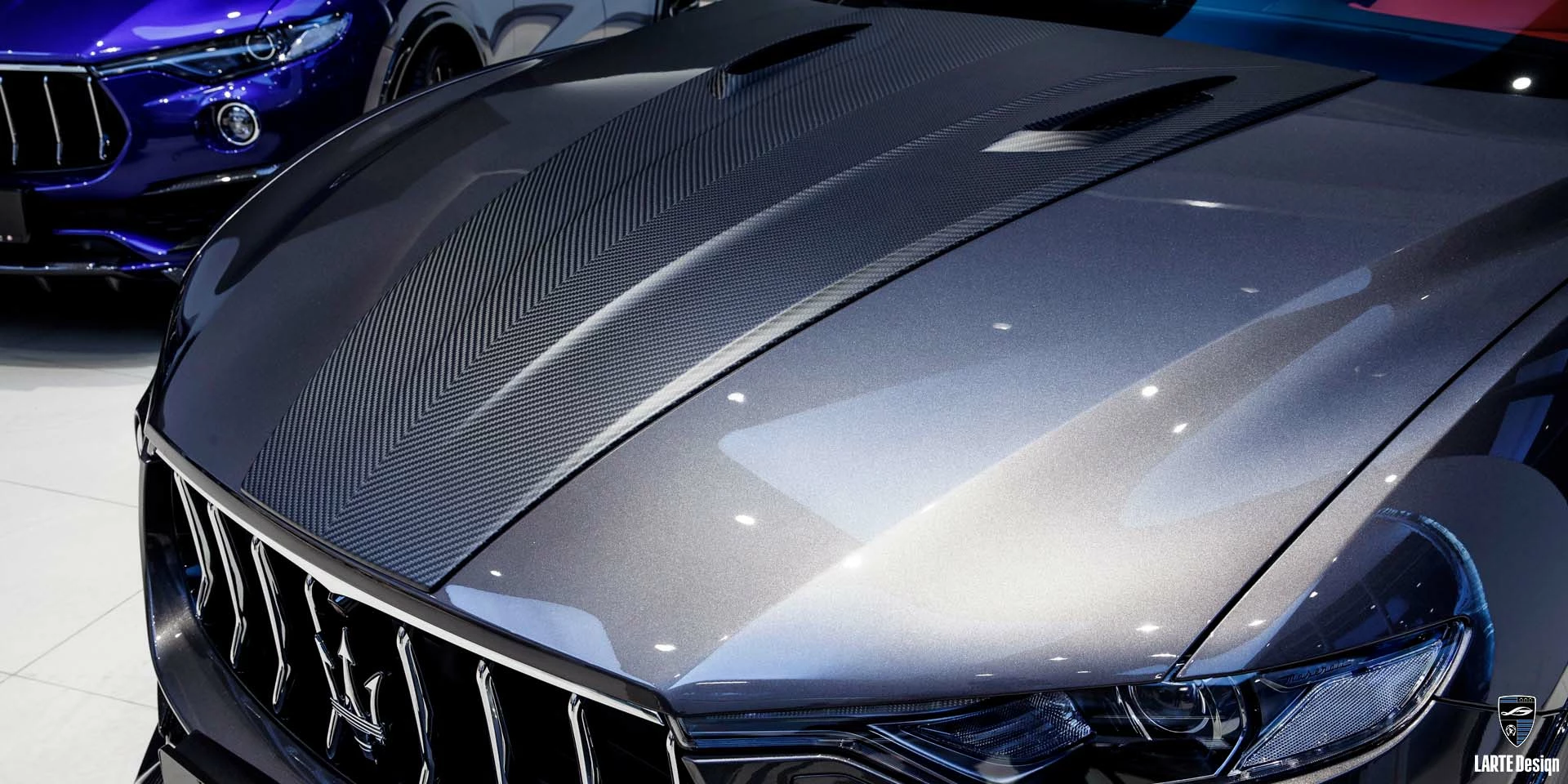 Купить Капот из углеродного волокна для Maserati Levante GT V 8 мощностью 580 л.с. Серый 2023