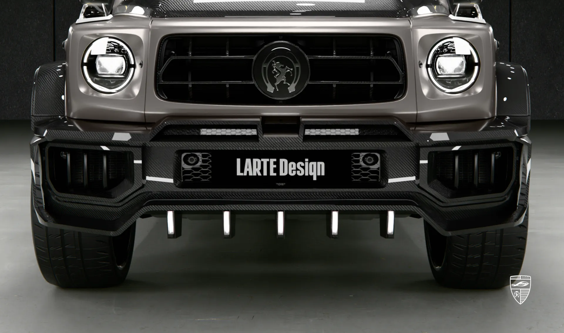 Передний бампер в тюнинг-комплекте для widebody Mercedes G-63 Facelift от LARTE Design