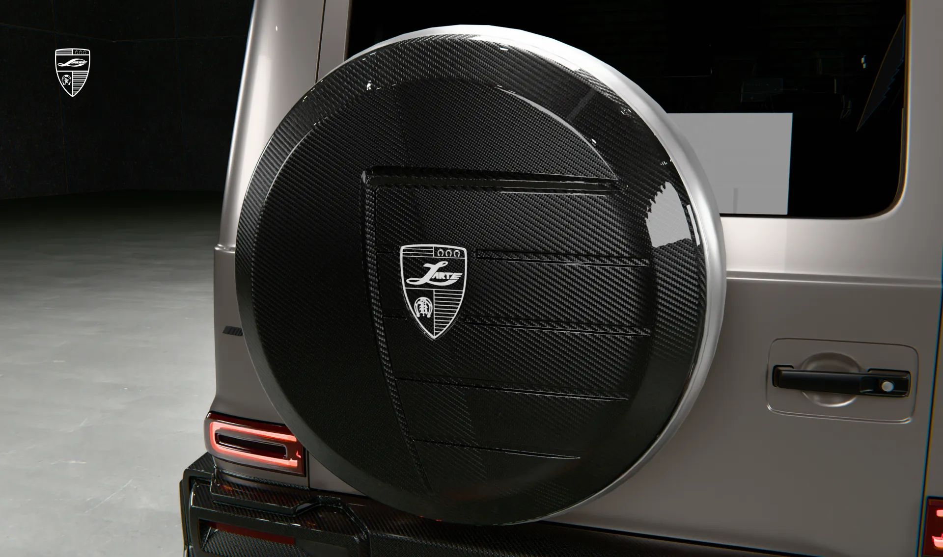 Колпак запасного колеса в тюнинг-комплекте для widebody Mercedes G-63 Facelift от LARTE Design