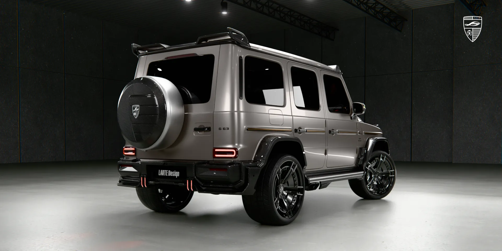 Widebody‑кит, установленный на Mercedes G 63 после рестайлинга, вид сзади три четверти