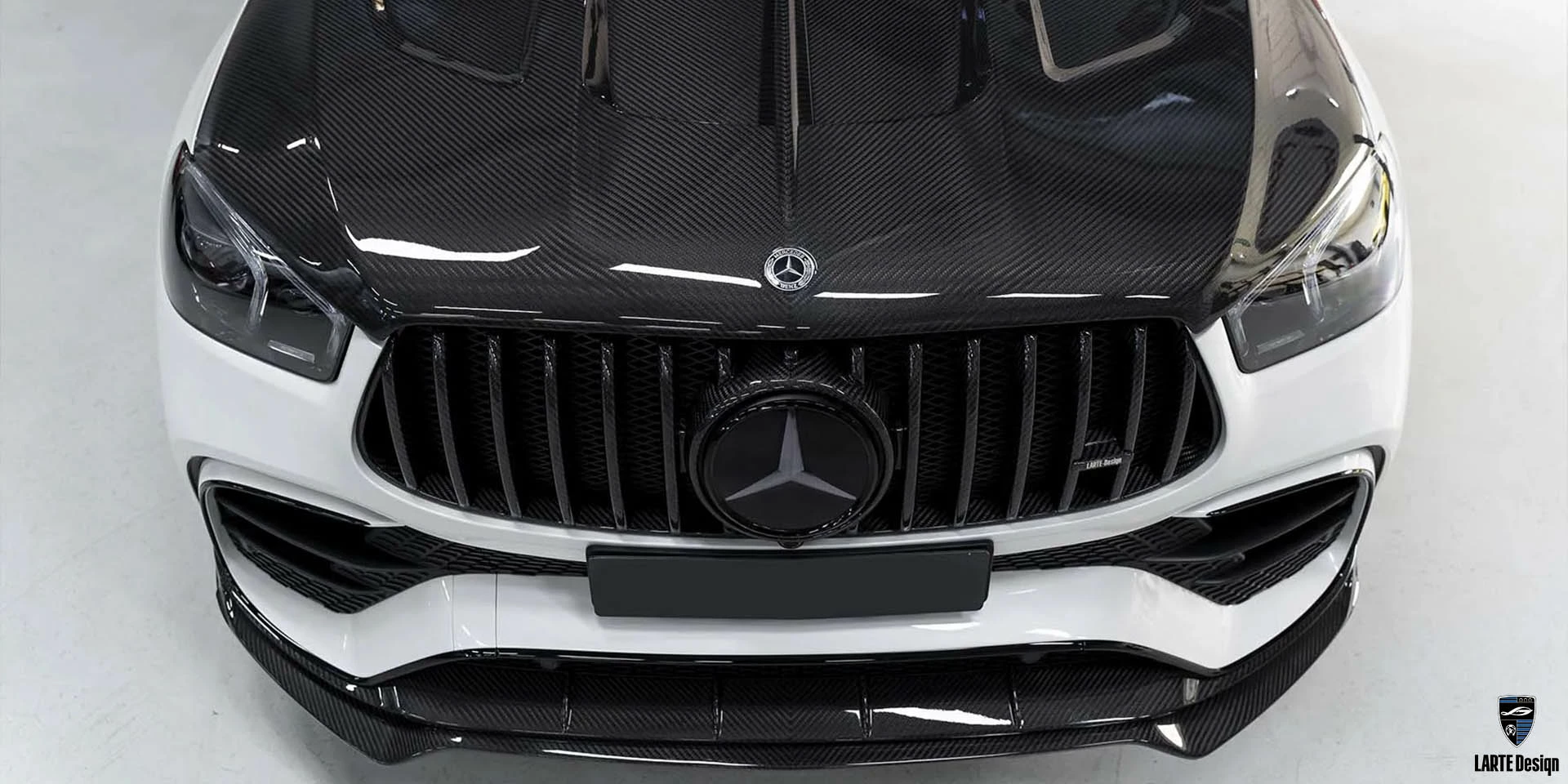 Закажите отделку решетки радиатора из углеродного волокна для Mercedes-AMG GLE 63S 4MATIC V167 MANUFAKTUR Diamond White metallic