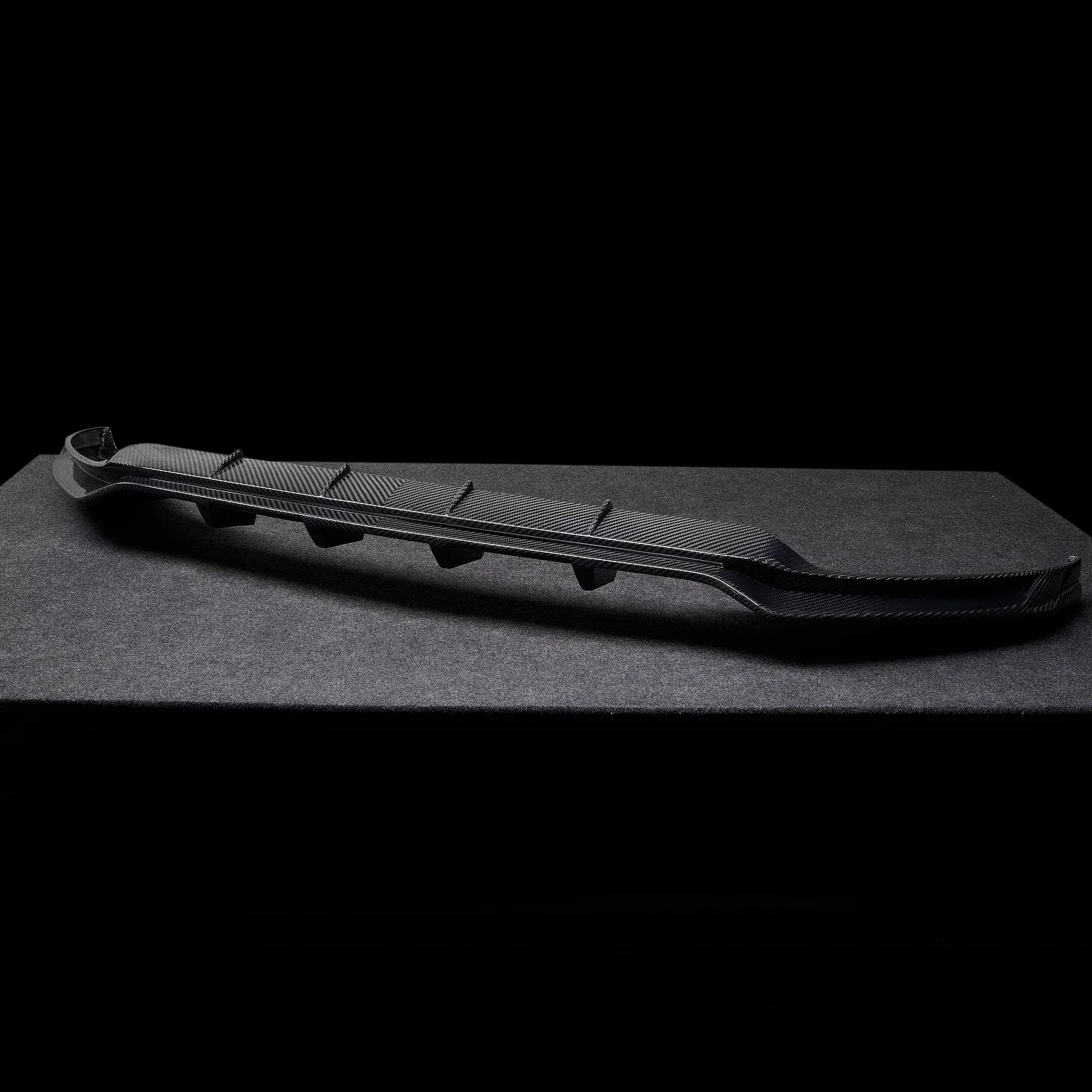 Карбоновый сплиттер в обвесе для Mercedes GLE Coupe AMG 63/63s C167 Facelift от LARTE Design