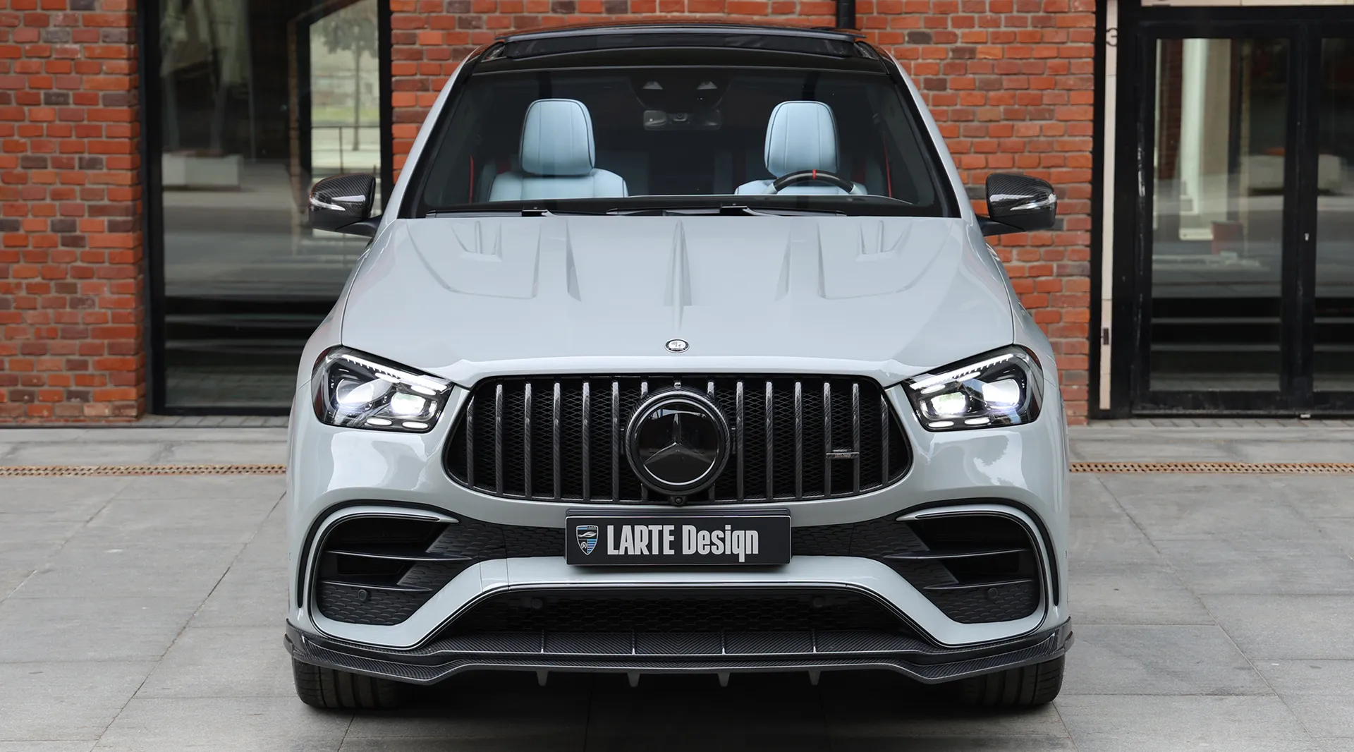 Перед под углом Mercedes GLE coupe AMG 63 C167 Facelift