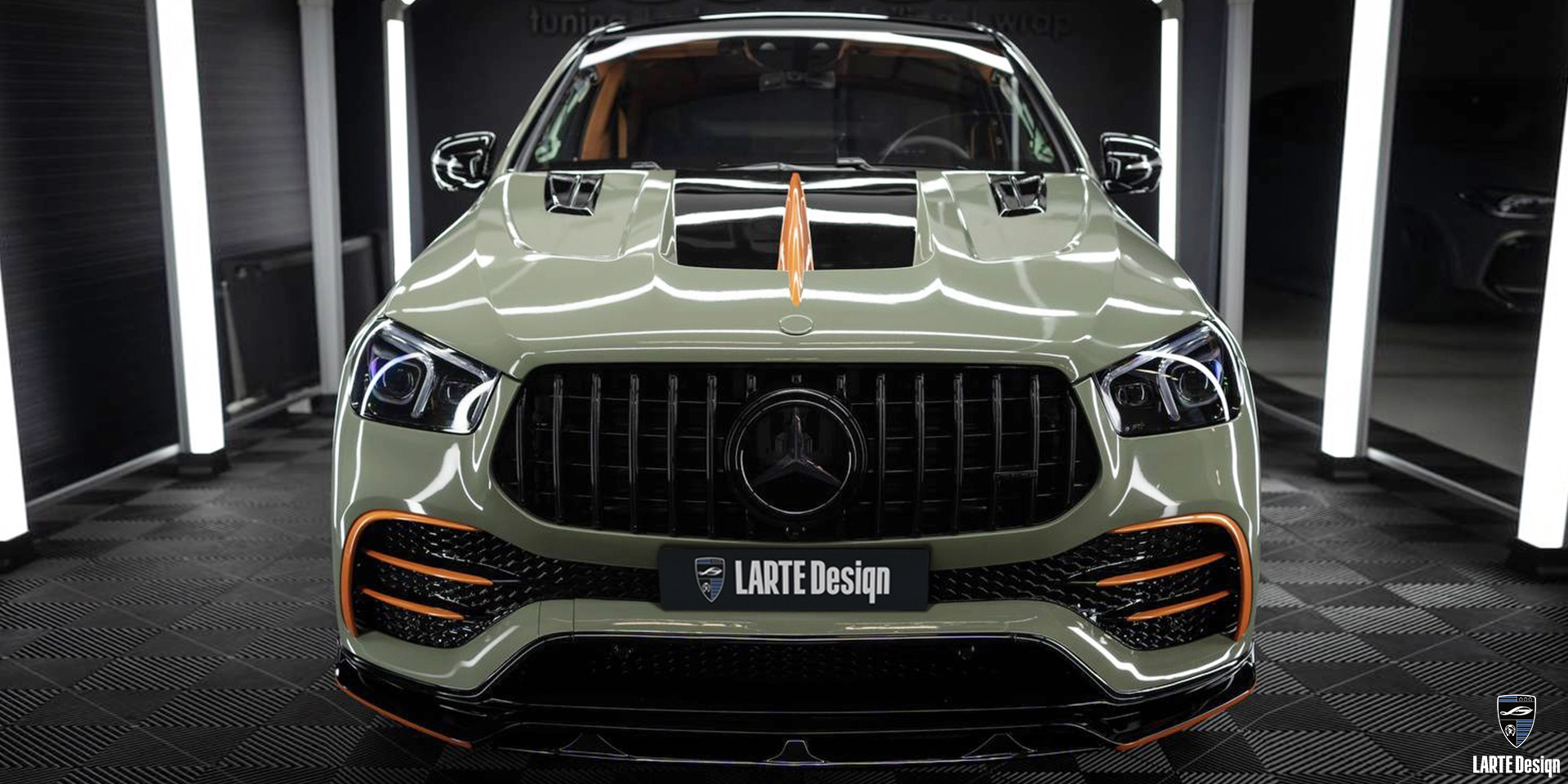 Приобрести карбоновые юбки для Mercedes-Benz GLE Coupe 53 4MATIC+ С167 бордовая пленка 2024