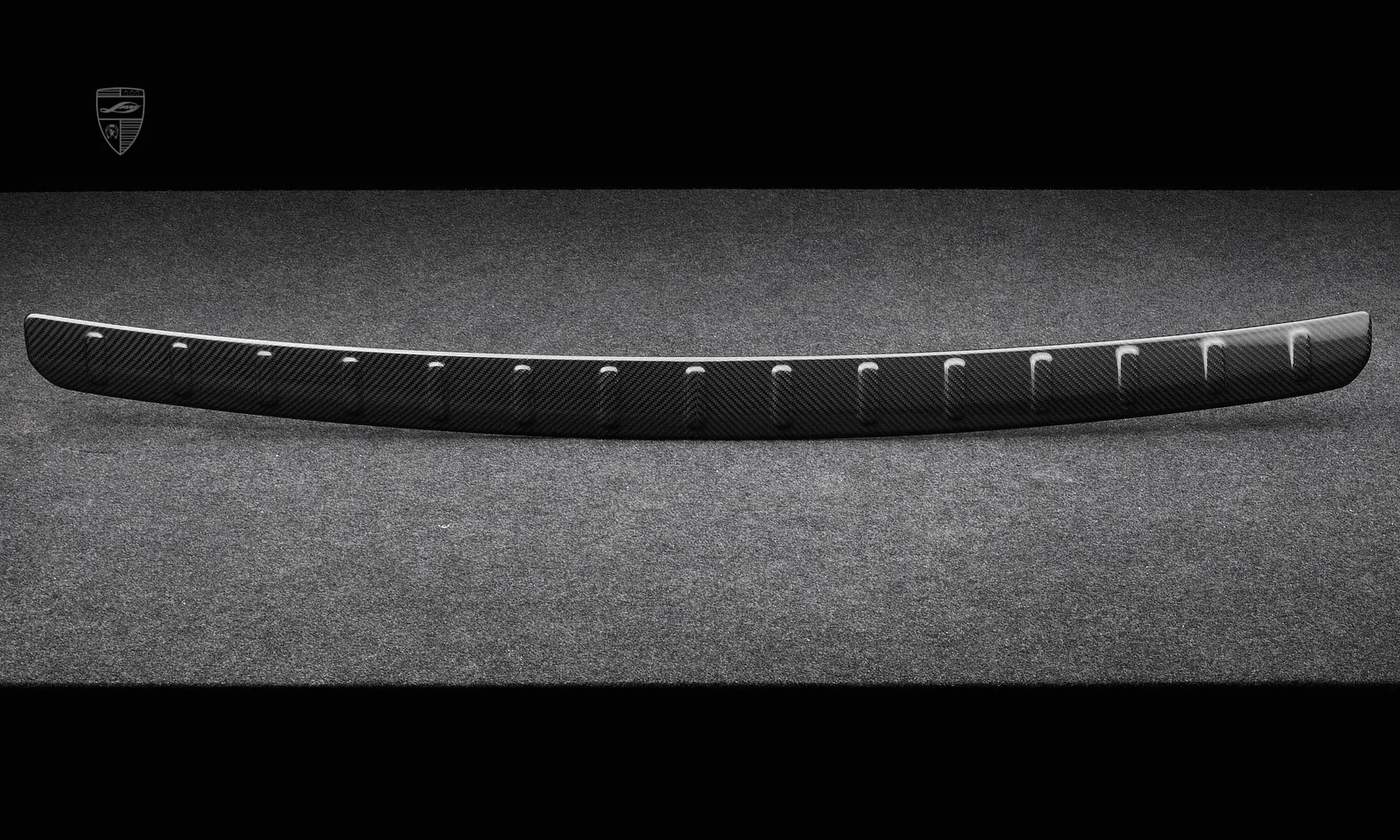 Обновление заднего бампера в обвесе для Mercedes GLS AMG 63 X167 Facelift от LARTE Design