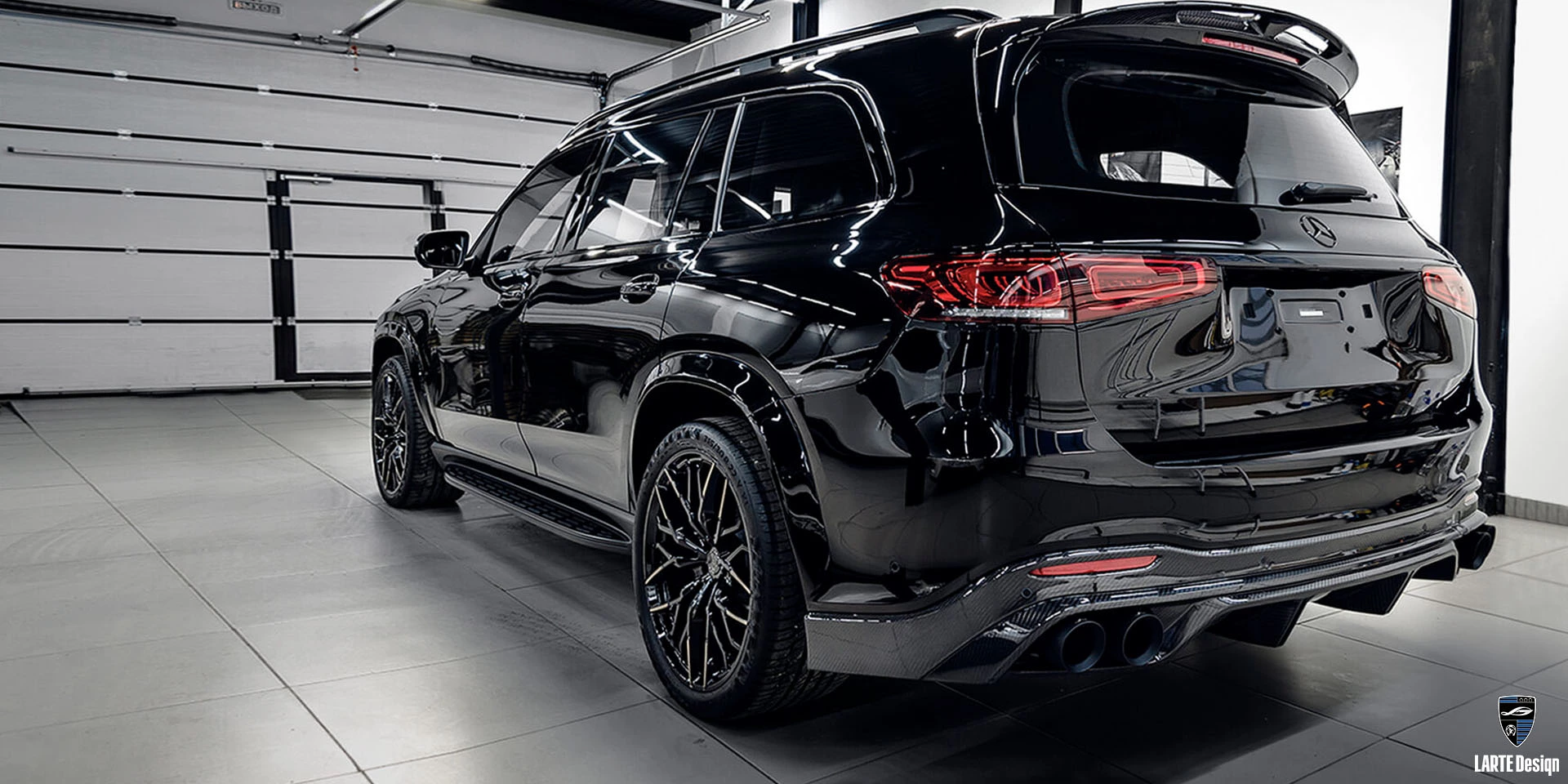 Запрос на дополнительный диффузор из углеродного волокна для Mercedes Benz GLS 450 4MATIC Premium Plus Х166 MANUFAKTUR Obsidian Black metallic