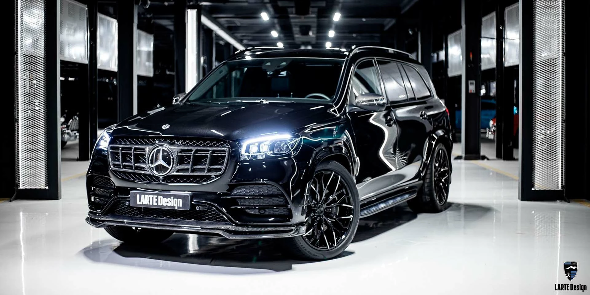 Приобретите передний сплиттер из углеродного волокна для Mercedes Benz GLS 450 4MATIC Premium Plus Х166 MANUFAKTUR Obsidian Black metallic