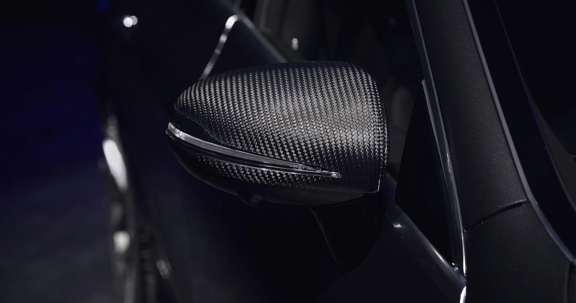 Аэродинамические накладки на зеркала для Mercedes-AMG GT 43 4MATIC X290 2024