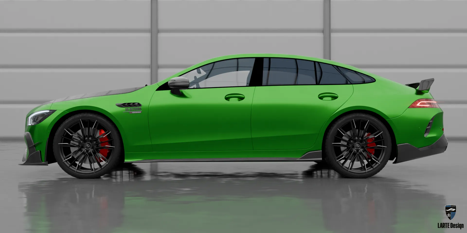 Боковой профиль Mercedes AMG GT 63s Facelift с элегантным обвесом и боковыми юбками