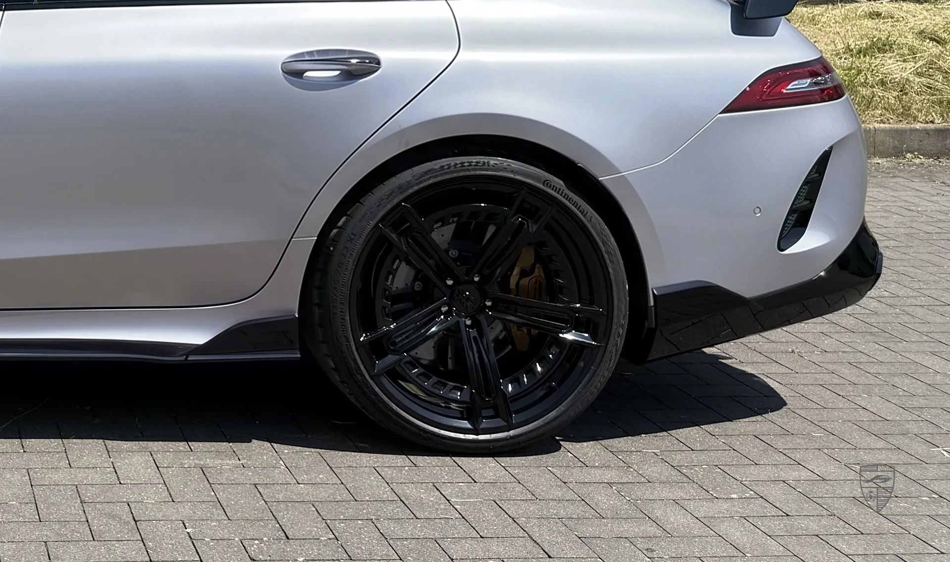 Кованые диски в кузовном комплекте для Mercedes GT 63s AMG от LARTE Design