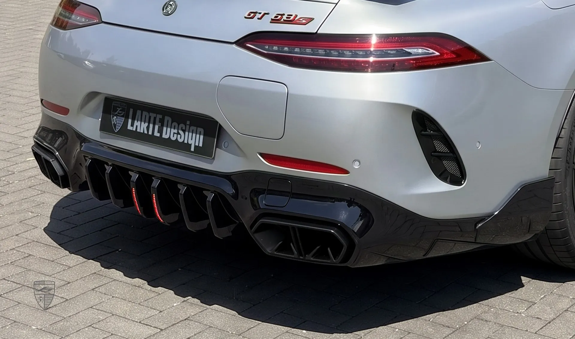 Диффузор в кузовном комплекте для Mercedes GT 63s AMG от LARTE Design