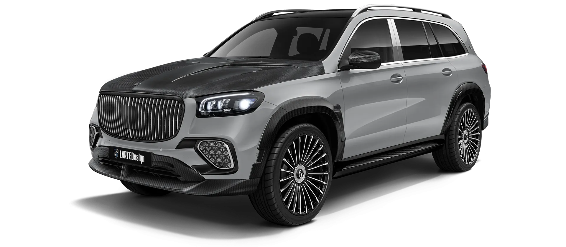 Mercedes Maybach GLS 600 X167 Facelift в цвете Alpine Silver с карбоновым обвесом