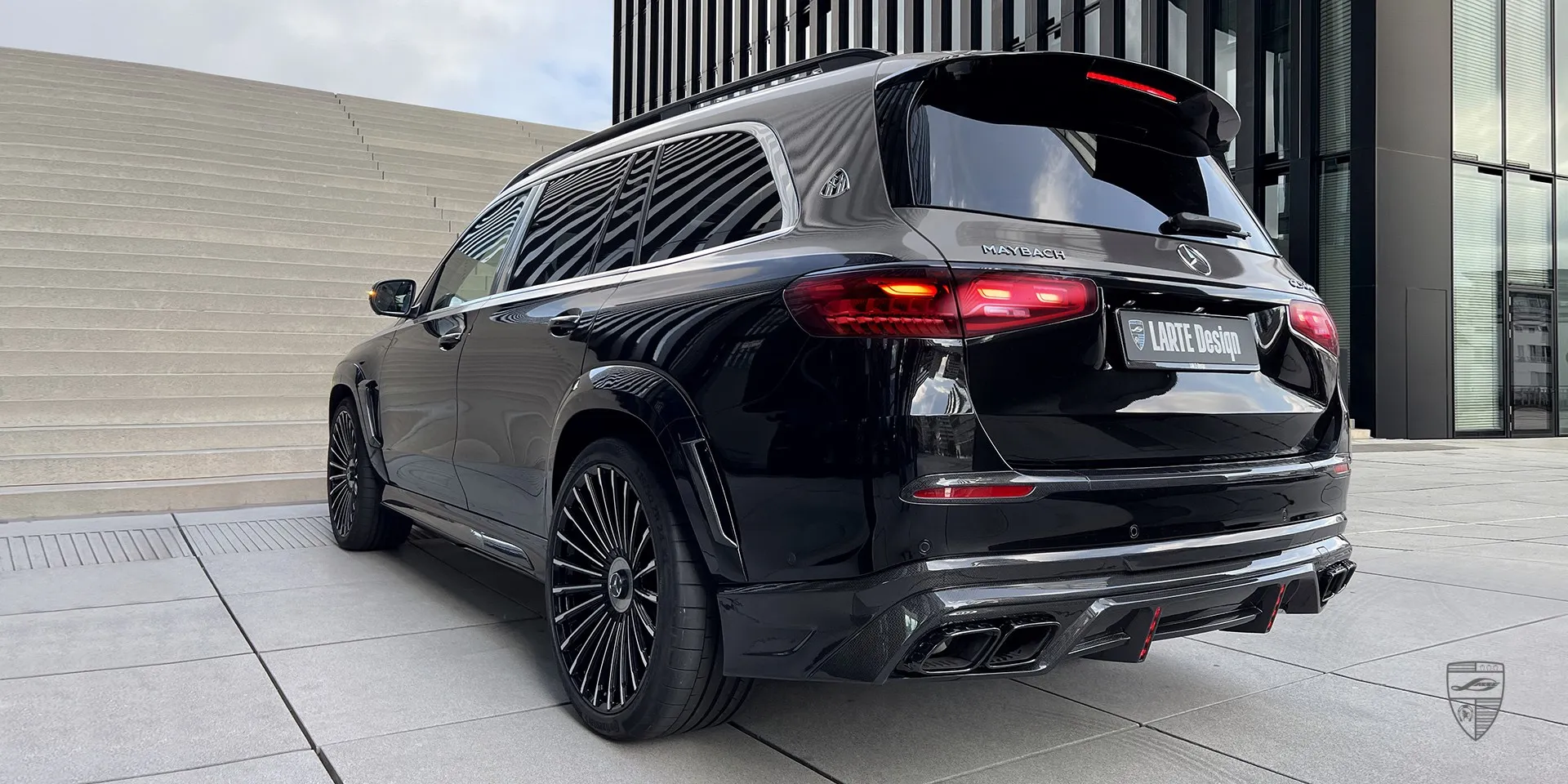 2026 Maybach GLS 600 X167 SUV — люксовый SUV транспорт с элементами ручной работы CHARISMA