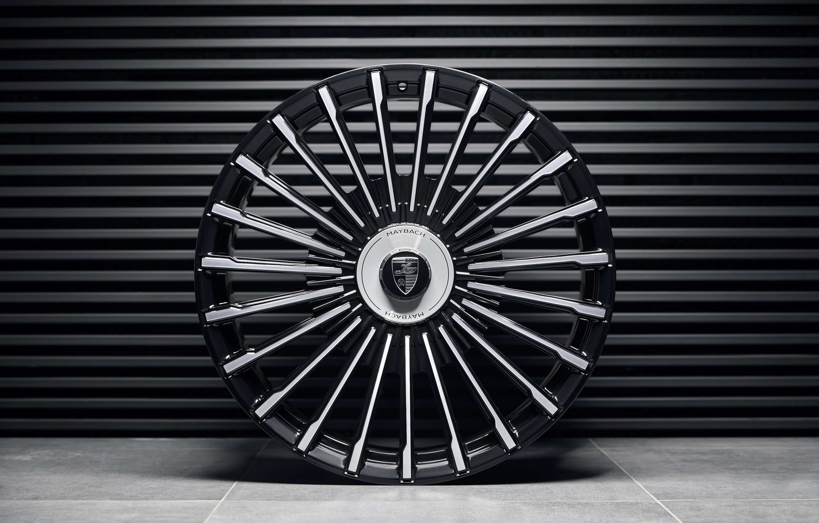 Комплект кованых колес радиус 24 дюйма для Мерседес Майбах GLS 600 X167 4MATIC