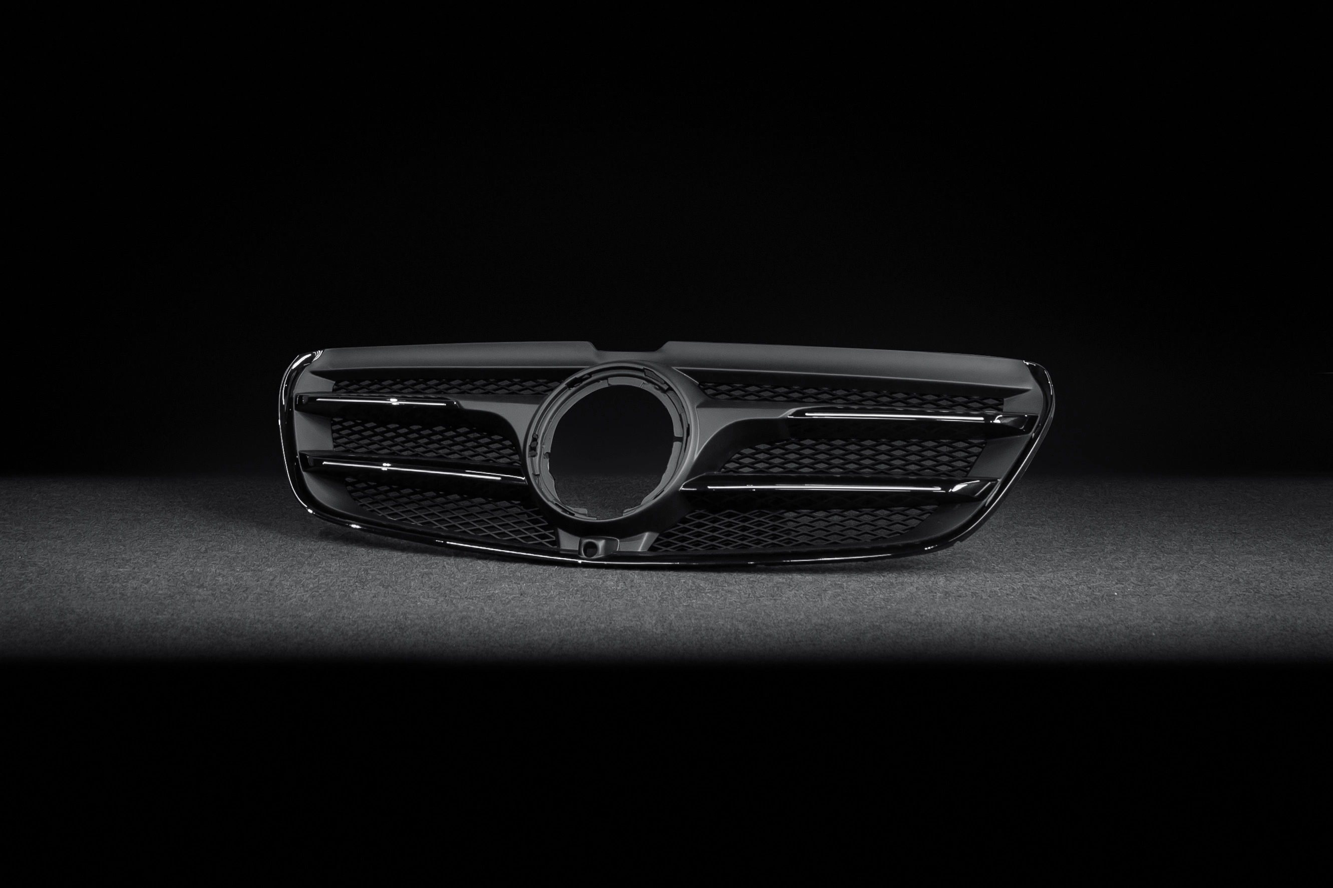 Глянцевая решетка радиатора для Mercedes-Benz V-Class W447 /2019/