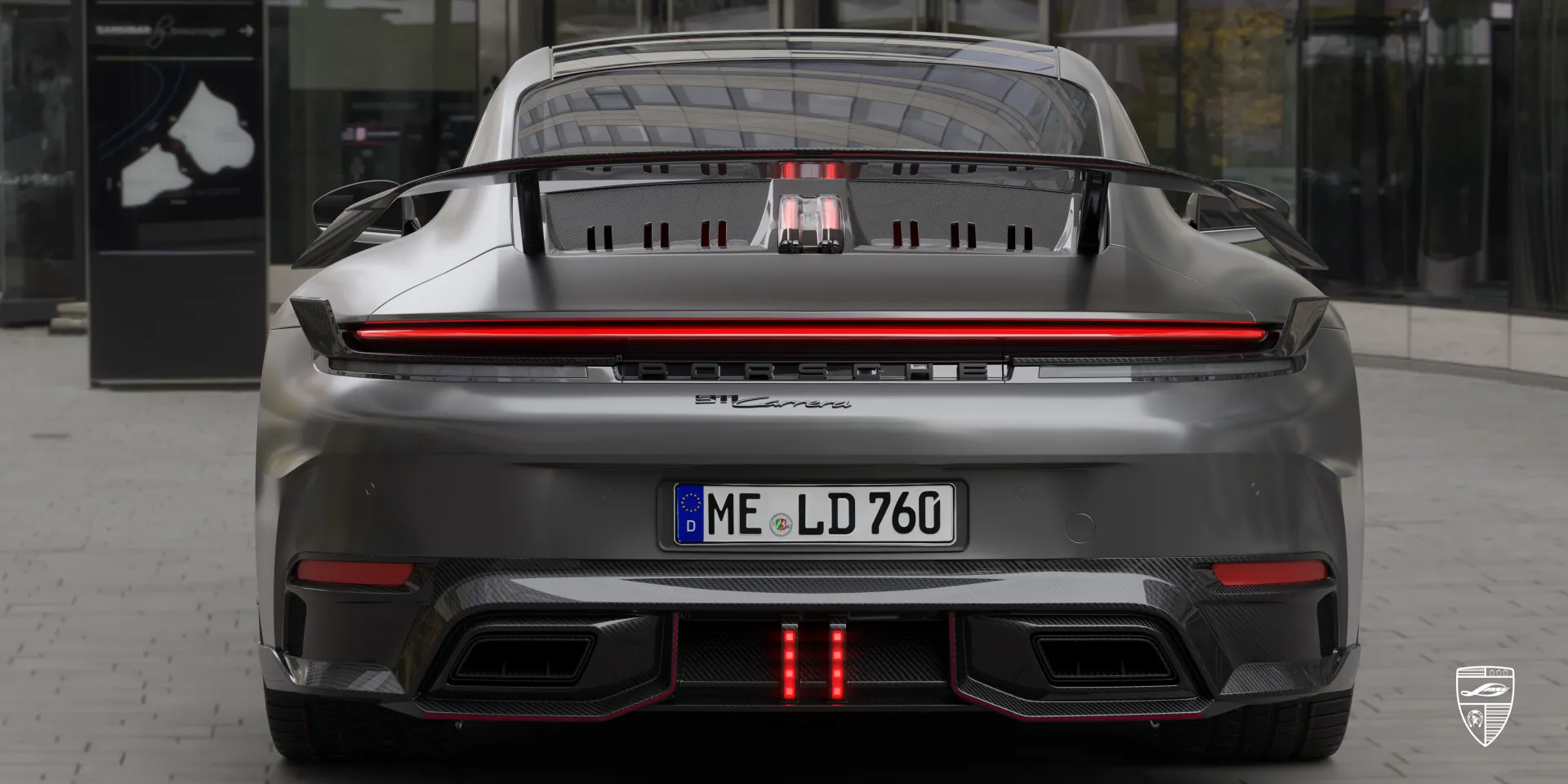 Серый Porsche 911 Carrera Facelift — культовое купе с задним мотором и карбоновым апгрейдом