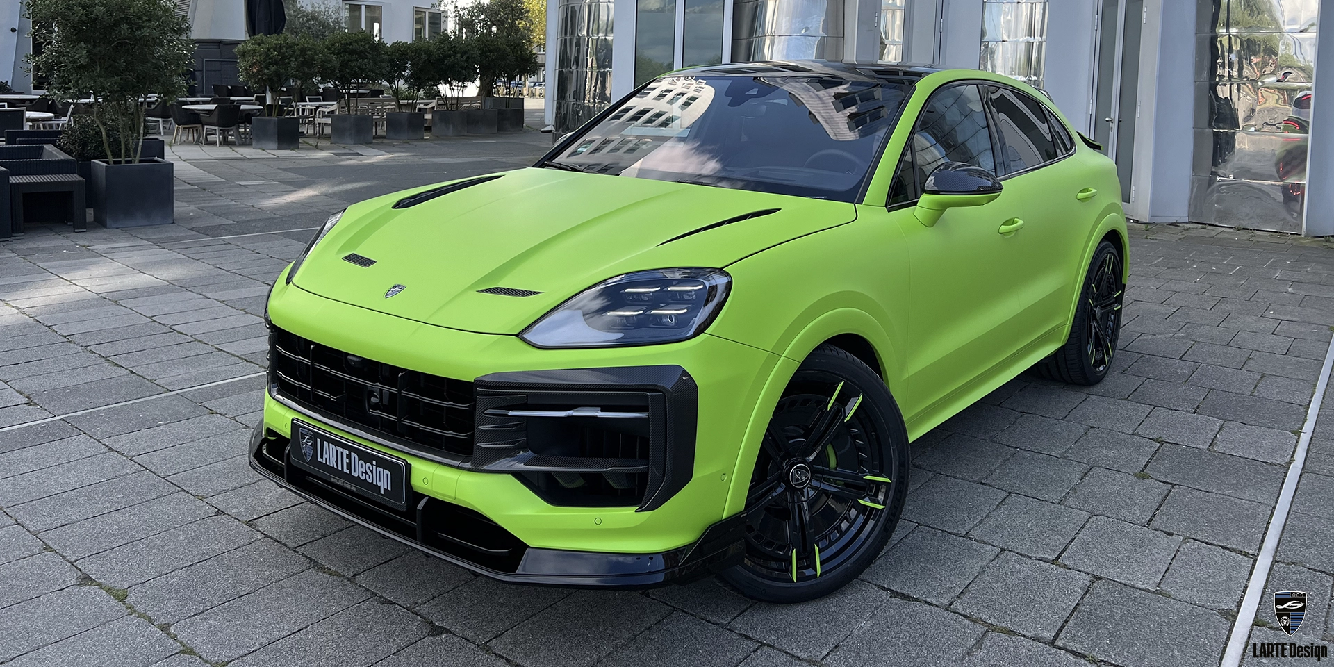 Кастомный обвес на Porsche Cayenne S Coupe от LARTE Design