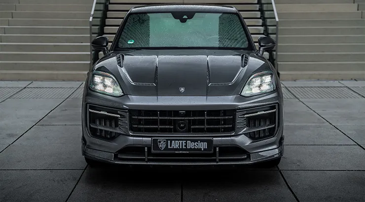 Перед PORSCHE CAYENNE S COUPE 2024 - 2026 с кастомным обвесом