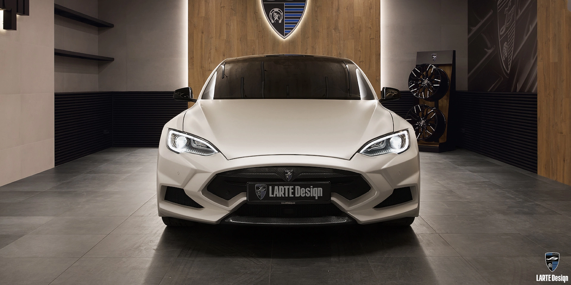 Купить переднюю губу на Maserati Tesla Model S 85D Electro AT Pearl white 2023